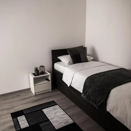 Pansioni Centar Appartement *
